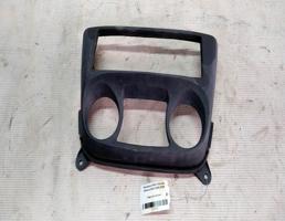 Рамка магнитолы для Nissan Almera N16 (2000—2003)  запчасти бу