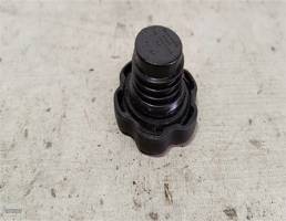 Крышка маслозаливной горловины для Ford Mondeo II (1994—2001)  запчасти бу