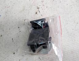 Заглушка кнопки управления для Toyota Hiace H100 (1989—2004)  запчасти бу