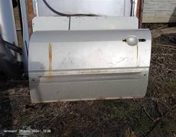 Дверь передняя левая для Audi 100 C3 (1982—1988)  запчасти бу