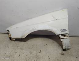 Крыло переднее левое для Mazda Familia BF (1985—1994)  запчасти бу