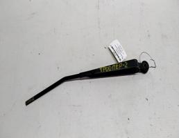 Поводок стеклоочистителя заднего для Isuzu Trooper I (1981—1991)  запчасти бу