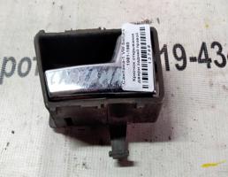 Крючок двери задней правой для VOLKSWAGEN Santana I (1981—1988)  запчасти бу