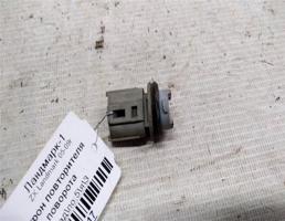 Патрон повторителя поворота для ZX Landmark I (2005—2009)  запчасти бу