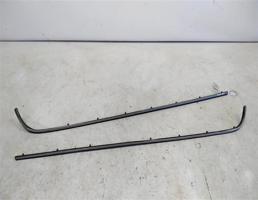 Молдинг двери+ крыла км-т для Mercedes-Benz W123 W123/V123/C123/S123 (1975—1986)  запчасти бу