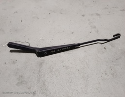 Поводок стеклоочистителя передний правый для Renault 19 II (1992—2002)  запчасти бу