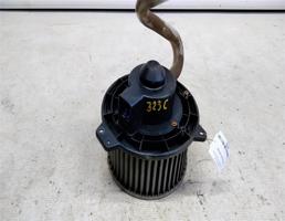 Моторчик печки для Mazda 323 BA (1994—2000)  запчасти бу