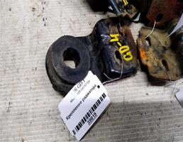 Крепление радиатора для Mazda 626 GD (1987—1996)  запчасти бу