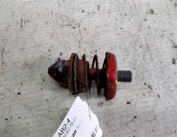 Направляющая замка капота для Audi 80 B2 (1978—1986)  запчасти бу