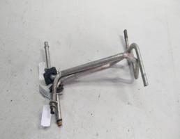 Трубка радиатора печки для Mercedes-Benz E-класс W124/S124/C124/A124 (1984—1997)  запчасти бу