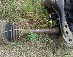 Привод в сборе левый для VOLKSWAGEN Golf Mk2 (1983—1992)  запчасти бу