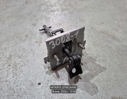 Ограничитель двери передней для Peugeot 3008 I рестайлинг (2013—2016)  запчасти бу