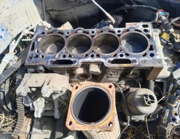 ДВС без головки для Peugeot 307 3С 01-05г  запчасти бу