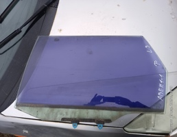 Стекло двери задней левой для Toyota Avensis I 97-03г  запчасти бу