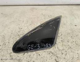Стекло кузовное глухое правое для Mazda 626 GE 92-97г  запчасти бу