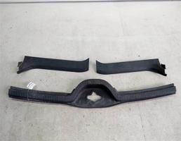 Накладка на панель багажника заднюю км-т для Ford Focus I (1998—2004)  запчасти бу