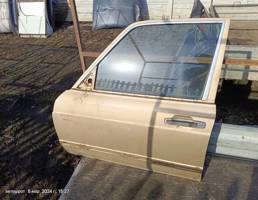 Дверь передняя левая для MERSEDESBENZ W126 S 79-91г  запчасти бу