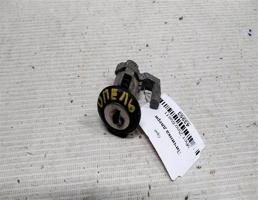 Личинка двери для Opel Ascona C (1981—1988)  запчасти бу