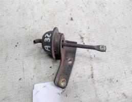 Вакуумный привод заслонки коллектора для Nissan Maxima A32 (1994—2000)  запчасти бу