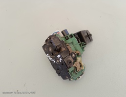 Замок двери задней правой для VOLKSWAGEN Passat B5 рестайлинг (2000—2005)  запчасти бу