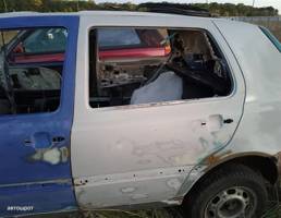 Дверь задняя левая для VOLKSWAGEN Golf Mk3 (1991—2000)  запчасти бу