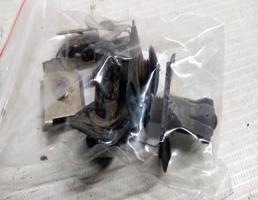 Пистон крепления усилителя бампера заднего для Mazda Xedos 9 I (1993—2000)  запчасти бу