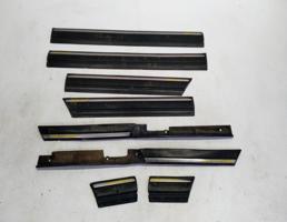 Молдинг двери км-т для Opel Omega A (1984—1994)  запчасти бу