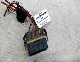 Фишка резистора вентилятора ДВС для Mercedes-Benz E-класс W210/S210 (1995—1999)  запчасти бу