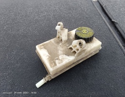 Бачок цилиндра главного тормозного для Peugeot 3008 I рестайлинг (2013—2016)  запчасти бу