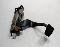 Педаль тормоза для Nissan Maxima A33 (1999—2006)  запчасти бу