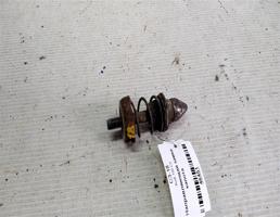 Направляющая замка капота для Audi 100 C3 (1982—1988)  запчасти бу