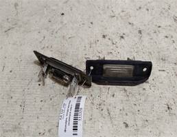 Фонарь подсветки номера км-т для Audi A8 D2 (1994—1999)  запчасти бу