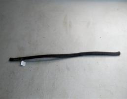 Резинка капота для Opel Omega A (1984—1994)  запчасти бу