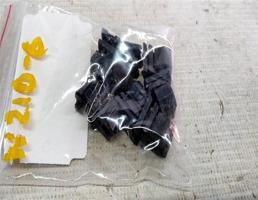 Пистон накладки задней для Mercedes-Benz E-класс W210/S210 рестайлинг (1999—2003)  запчасти бу