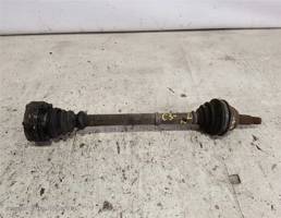 Привод в сборе левый для Audi 100 C3 (1982—1988)  запчасти бу