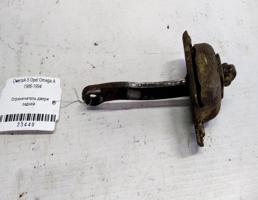 Ограничитель двери задней для Opel Omega A (1984—1994)  запчасти бу