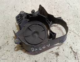 Кожух ремня ГРМ нижний для VOLKSWAGEN Passat B3 (1988—1993)  запчасти бу