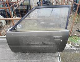 Дверь передняя левая для Mazda 626 GC (1982—1987)  запчасти бу