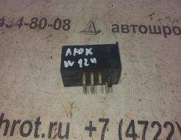 Реле моторчика люка крыши для Mercedes-Benz E-класс W124/S124/C124/A124 (1984—1997)  запчасти бу