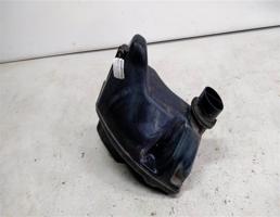 Резонатор воздушного фильтра для Toyota Granvia I (1995—2002)  запчасти бу