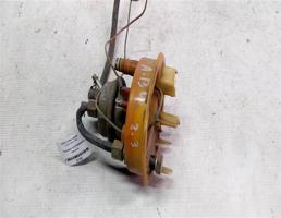 Крышка насоса топливного для Audi 80 B4 (1991—1996)  запчасти бу