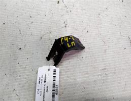 Крепление с фары левой для Audi 100 C4 (1990—1994)  запчасти бу