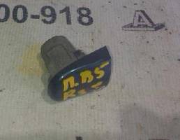 Заглушка ручки наружней задней правой для VOLKSWAGEN Passat B5 (1996—2001)  запчасти бу