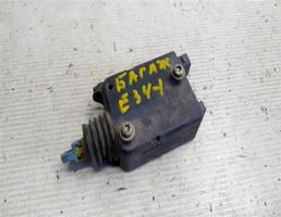 Актуатор замка багажника для BMW 5 серия E34 (1988—1996)  запчасти бу