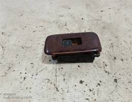 Кнопка ЭСП переднего для Nissan Maxima A32 (1994—2000)  запчасти бу