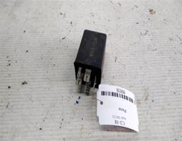 Реле для Audi 100 C3 (1982—1988)  запчасти бу