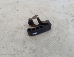 Ручка открывания капота для Land Rover Defender I рестайлинг (2007—2016)  запчасти бу