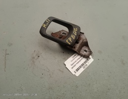 Крючок двери передней правой для Hyundai Grace I (1986—2004)  запчасти бу