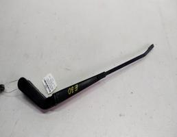 Поводок стеклоочистителя передний правый для BMW 3 серия E30 (1982—1994)  запчасти бу