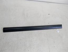 Молдинг двери передней правой для Mercedes-Benz C-класс W202/S202 (1993—1997)  запчасти бу